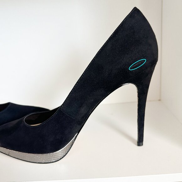 JESSICA SIMPSON Analista Platform Pump, Black Faux Suede with Silver Platform - Picture 8 of 15